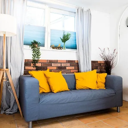 Spacious Apartment In Urban Location Hamburg Exterior photo