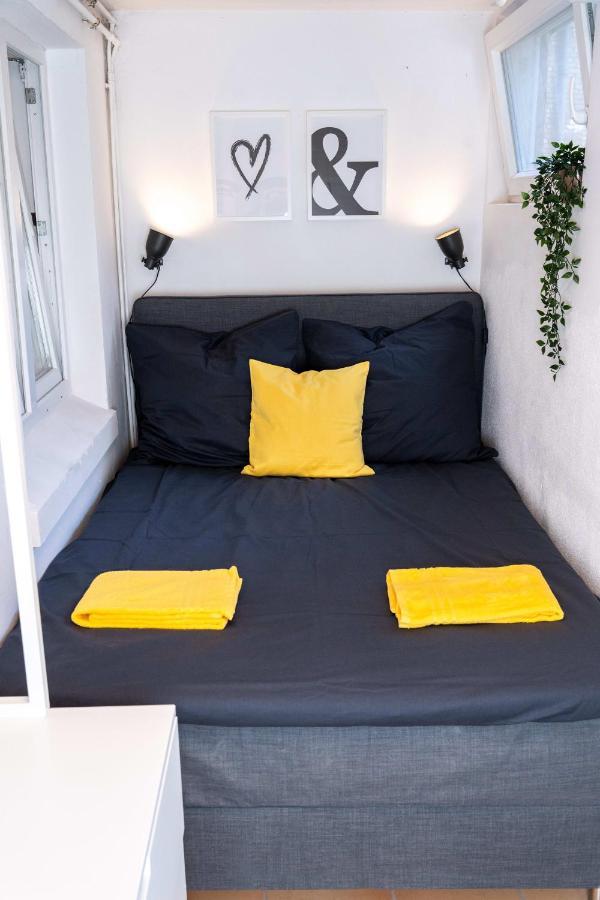 Spacious In Urban Location *